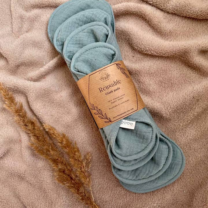 Bloom Pads - Wholesale Period Underwear - Women's - 4 Pack Organic Cloth Pads, Starter Pack, Sanitary pad set12