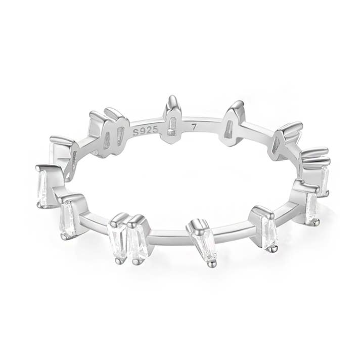 Bague baguette d'éternité divine - argent pour la vente par Glacier Mist