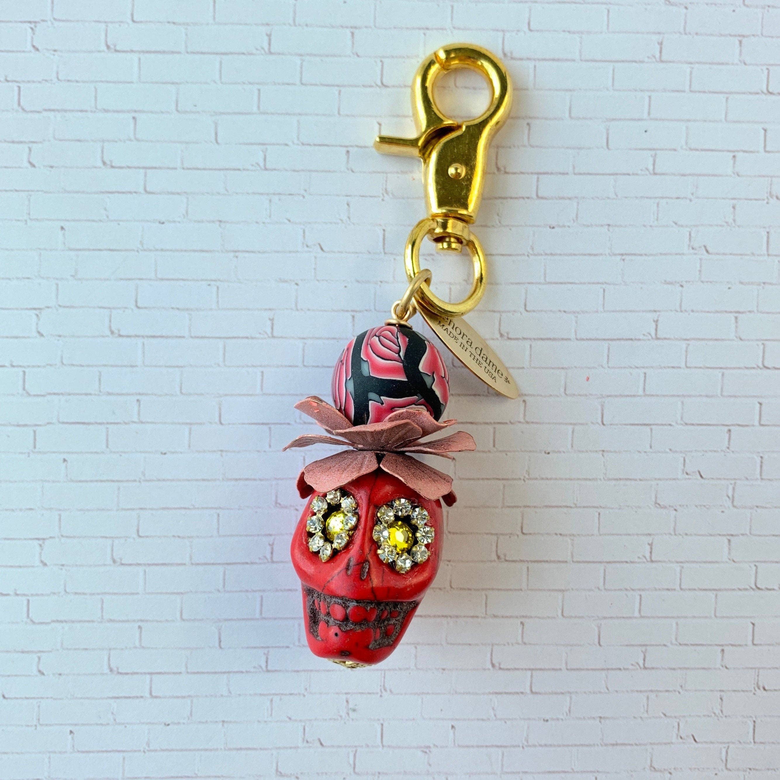 Lenora Dame – Großhandel Geldbörsen-/Taschenzubehör – Damen – Sugar Skull Geldbörsenanhänger, 3 Farben zur Auswahl5