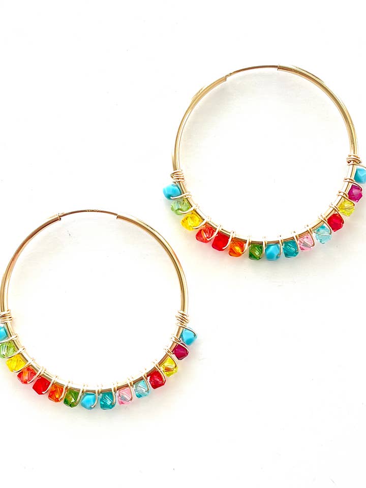 Cerchi multicolore per la vendita all'ingrosso da parte di Jennifer Tuton Jewelry