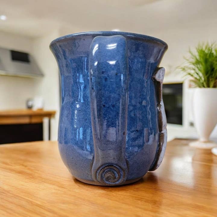 MudWorks Pottery – Großhandel Kaffeebecher – Hasenpopo-Tasse