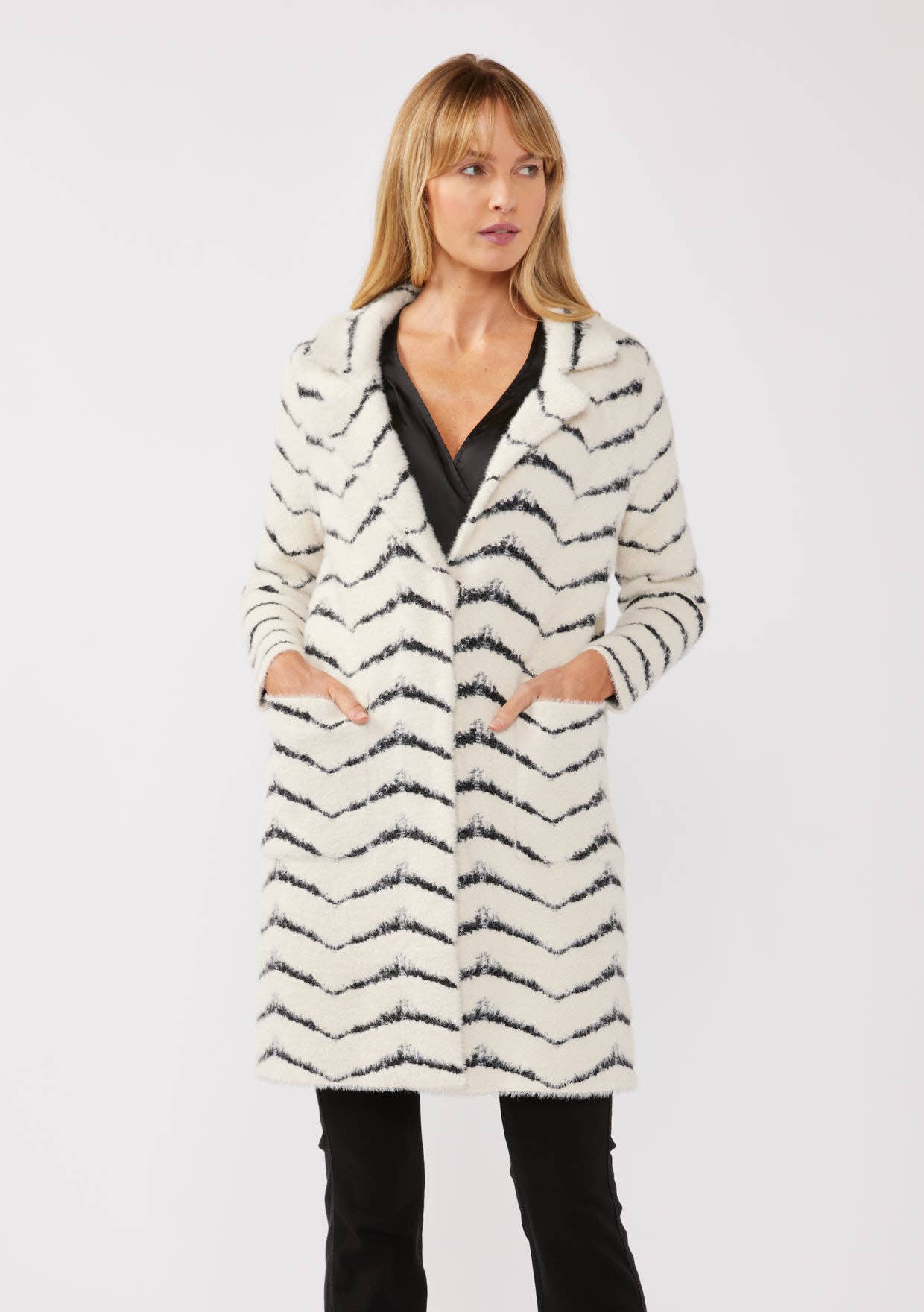 Lovestitch - Vente Cardigan – femme - Cardigan boutonné en jacquard à chevrons duveteux7