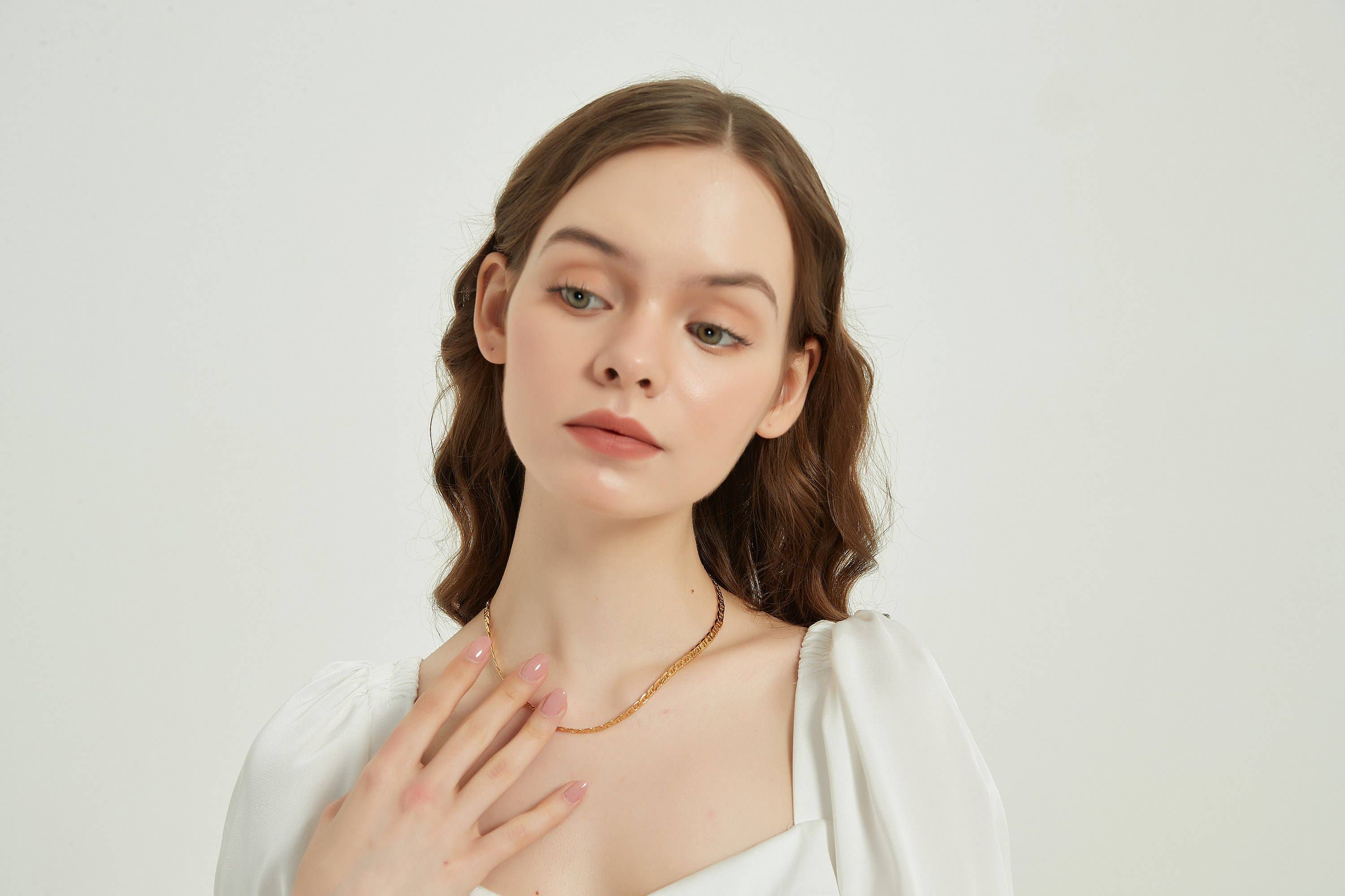 Melange Blanc - Wholesale Link & Chain Necklace - Chloe Gold flat chain dainty layering necklace6