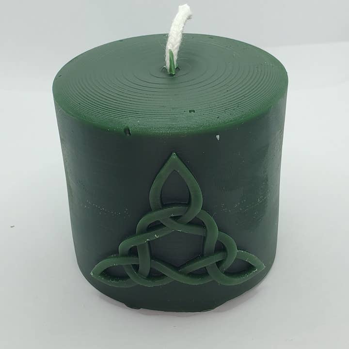 Cernunnos Farms - Wholesale Pillar Candle - Celtic Knotwork Interlaced Tri-Point Pillar Candle3