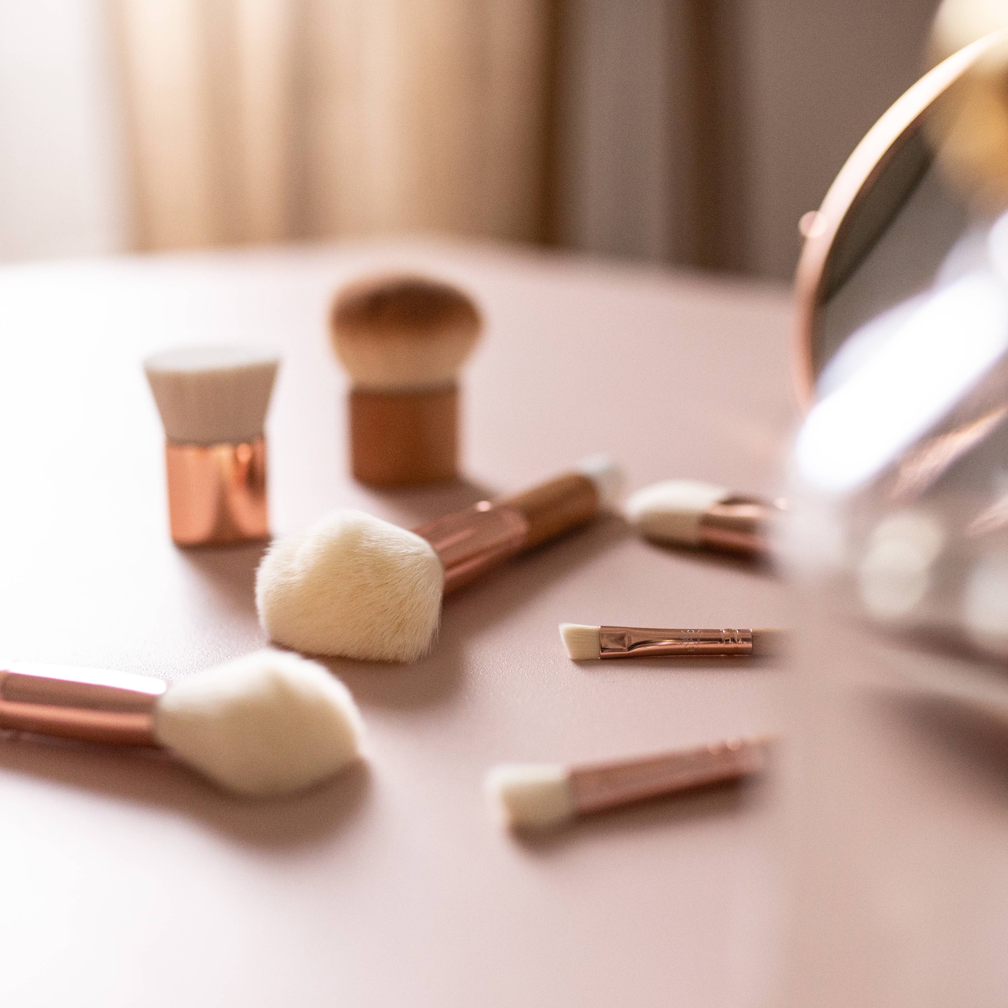 Bachca - Wholesale Makeup Brush Set - Starter kit 55 makeup & facial care brushes7