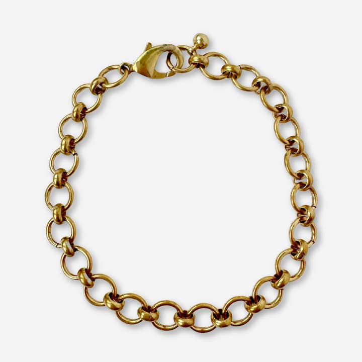 Blank raw brass circle link bracelet chain for wholesale by Lulu’s Petals