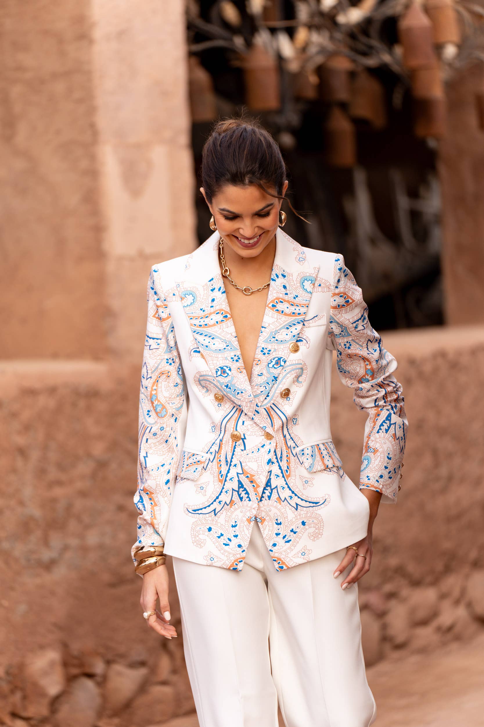 Attentif Paris - Wholesale Blazer - Women's - White printed blazer with blue and camel patterns2