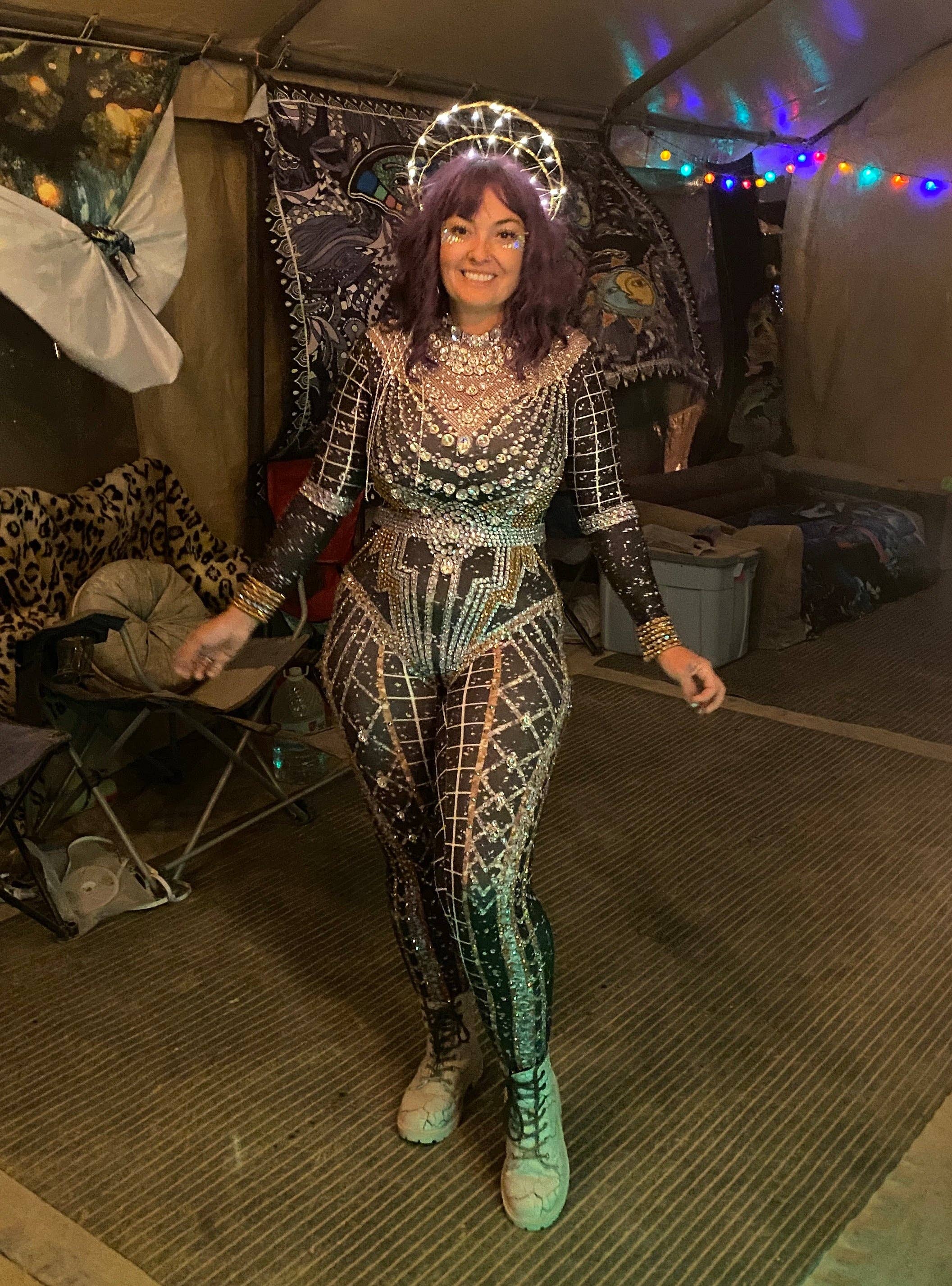 Manifestie - Wholesale Bodysuit - Dames - Pleiades rhinestenen festivaloutfit, luxe kristallen catsuit, trouwcatsuit, raveoutfit Burning Man, disco-performance danskostuum3