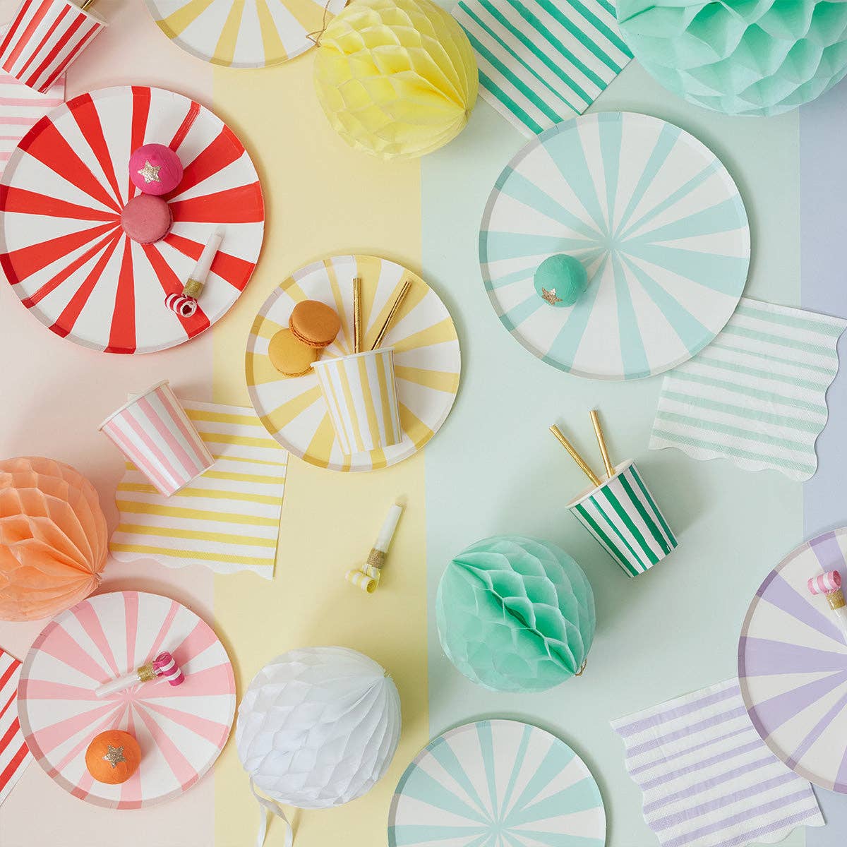 Meri Meri – wholesale Disposable napkin – Pink Stripe Small Napkins1