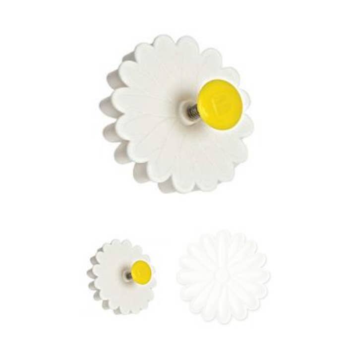Bakelicious Daisy Plunger Cutter for wholesale by Fox Run Brands