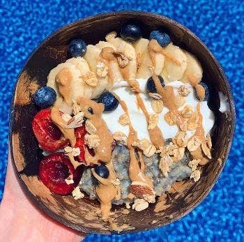 Panda & Coco – wholesale Bowl – Coconut Bowl with spoon5