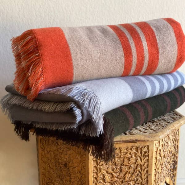 Ecuadane - Wholesale Throw Blanket - Calabria Throw - Danish Inspired Heritage Weave12