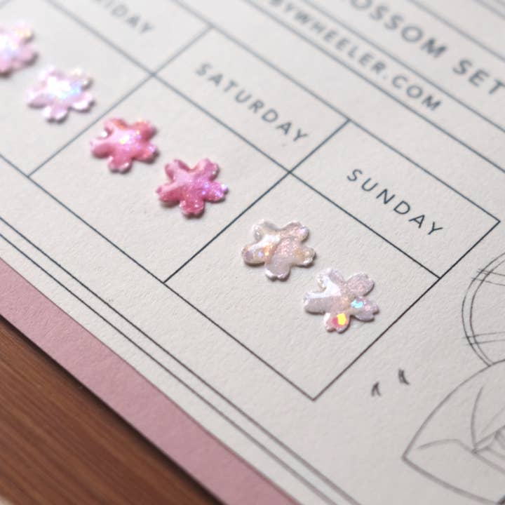 Made by Wheeler - Wholesale Sieradenset - Set met ophangbare oorbellen Cherry Blossom4