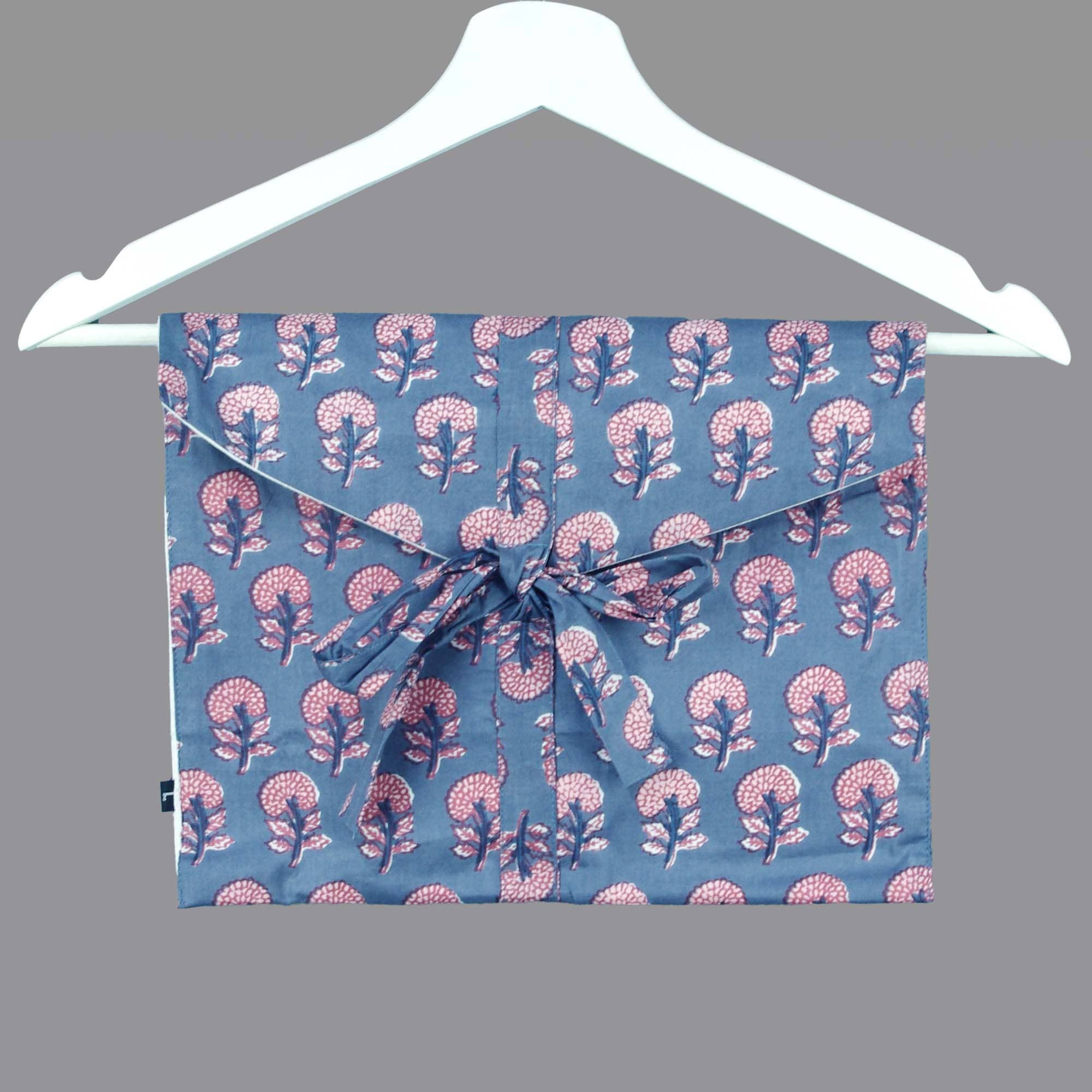 Kantha Decor – wholesale Sleepwear set – Women's – Long Cotton PJ Set With Pouch - Daffodils On Grey3