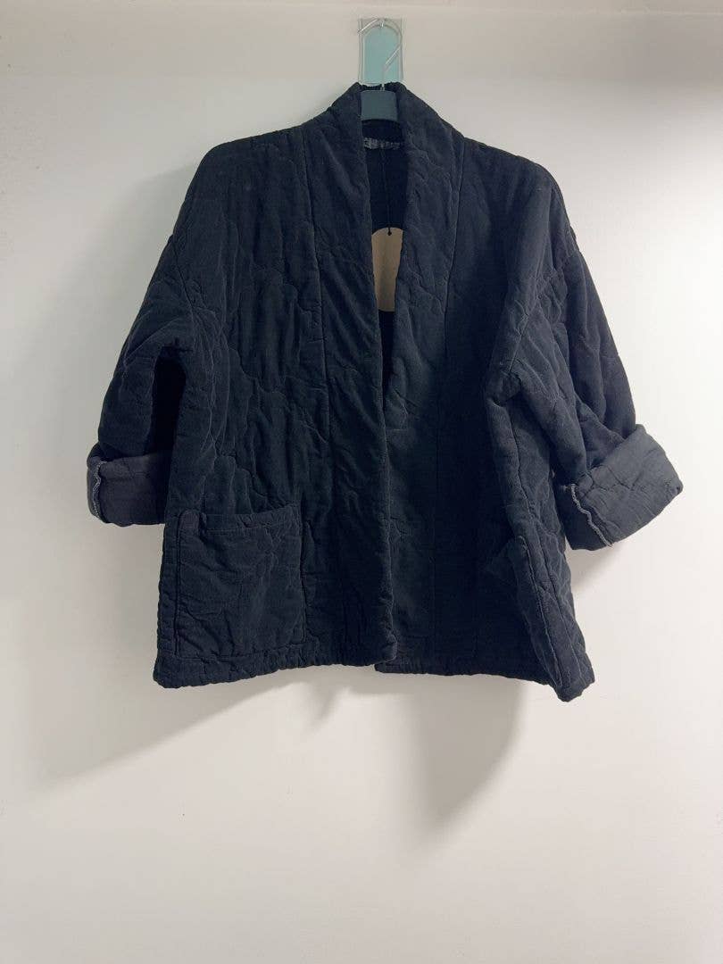 Happy look - Wholesale Jas - Dames - Korte doorgestikte corduroy jas zonder sluiting of kraag12