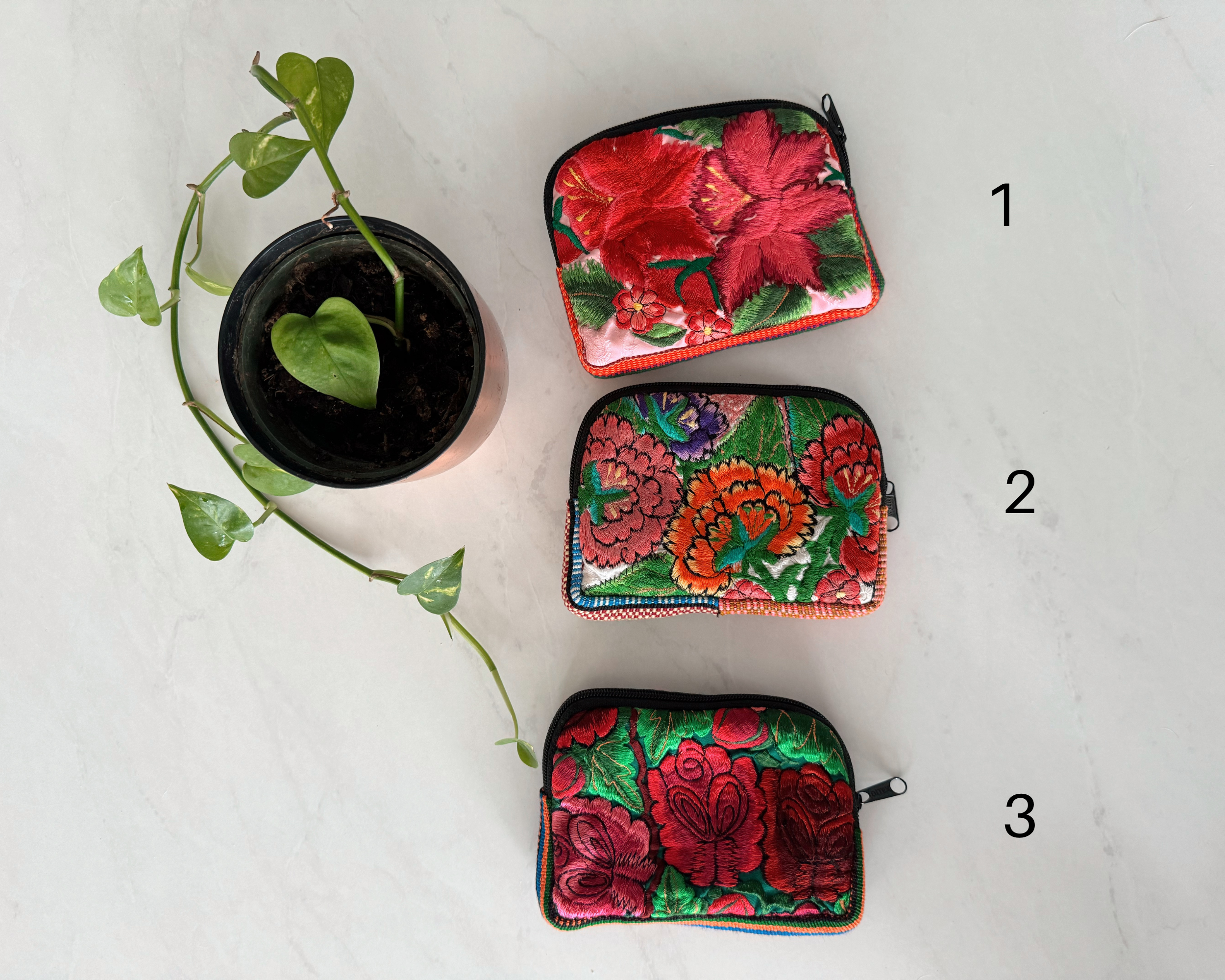 Pura Vida - Wholesale Makeup/Cosmetic Bag - Small Mexican Embroidered Flowers Cosmetic Bag | Boho Bag10