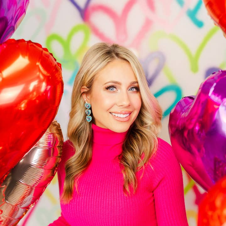 Taylor Shaye Designs - Vente Boucles d'oreilles pendantes - Coeurs à trois perles Rosaline6