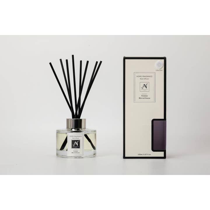 Femme Merveilleuse Luxe Reed Diffuser, Blackcurrant & Pear for wholesale by Aroma Naturals