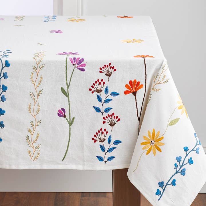 Shalimar Meadow Standard Tablecloth for wholesale by SERRV International
