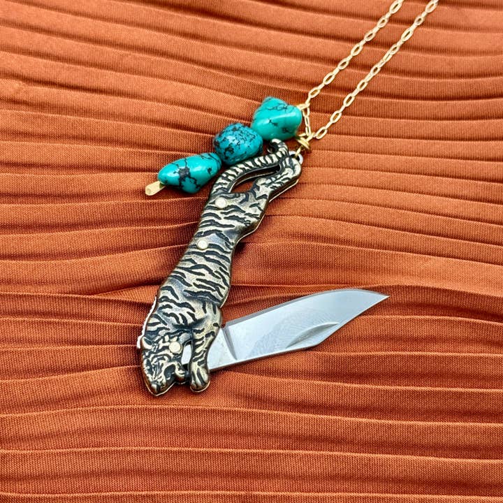 Fluff Hardware - Wholesale Pendant/Charm Necklace - Handmade Untamed Necklace