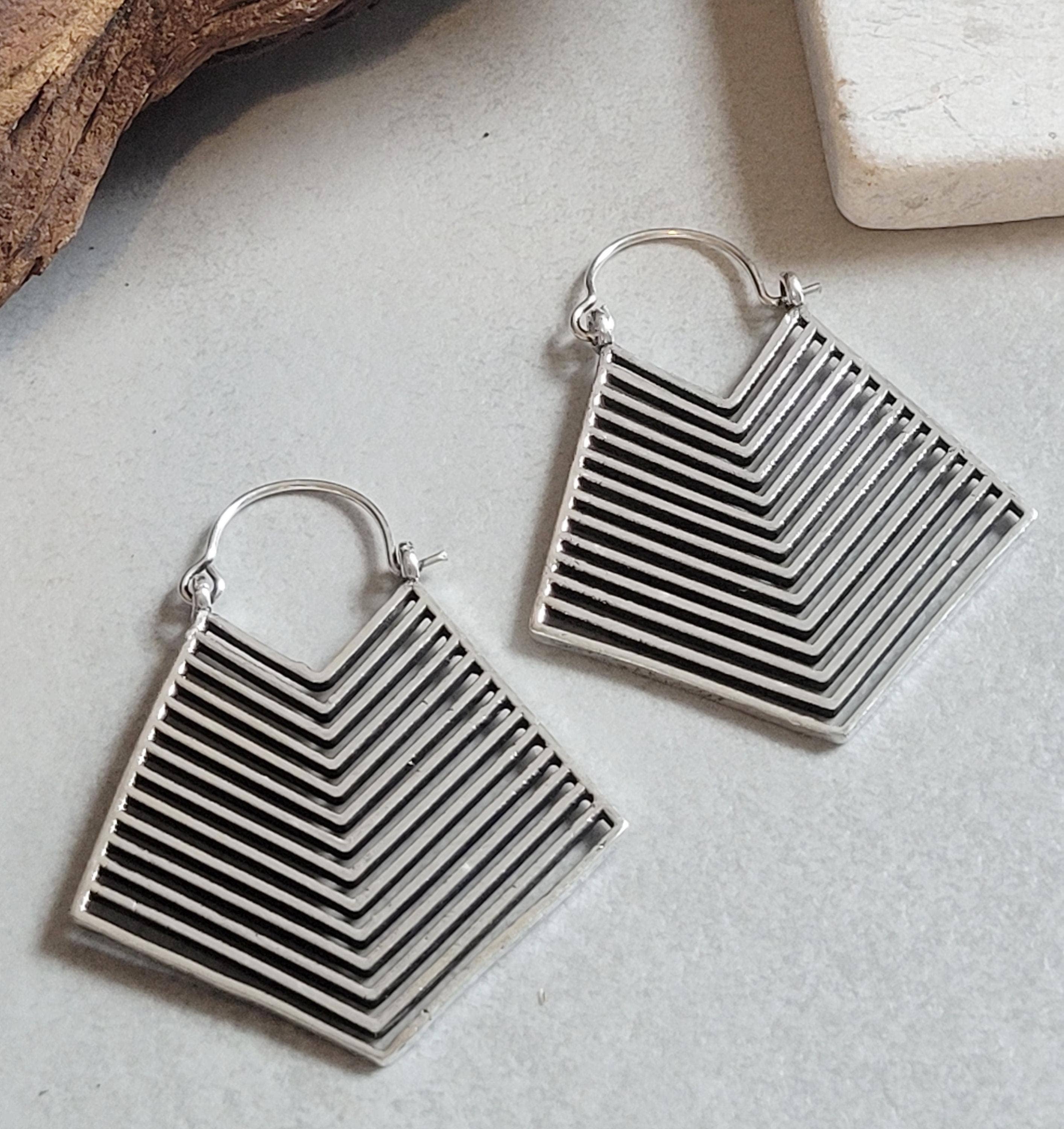 Laboheme – wholesale Dangle earrings – Silver detailed earrings / Art deco style / Aztex jewellery / Gift / Silver earrings / Tribal style / Bohemian jewellery1