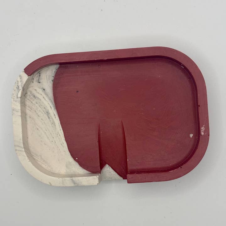 Amandyne Creations - Wholesale Bath soap dish - Burgundy rectangular marble-effect soap dish with water drainage1