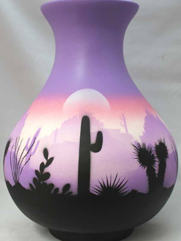 45136 Vase Sonora Desert Violet 10 1/2 x 14 1/2 pour la vente par Cedar Mesa Pottery