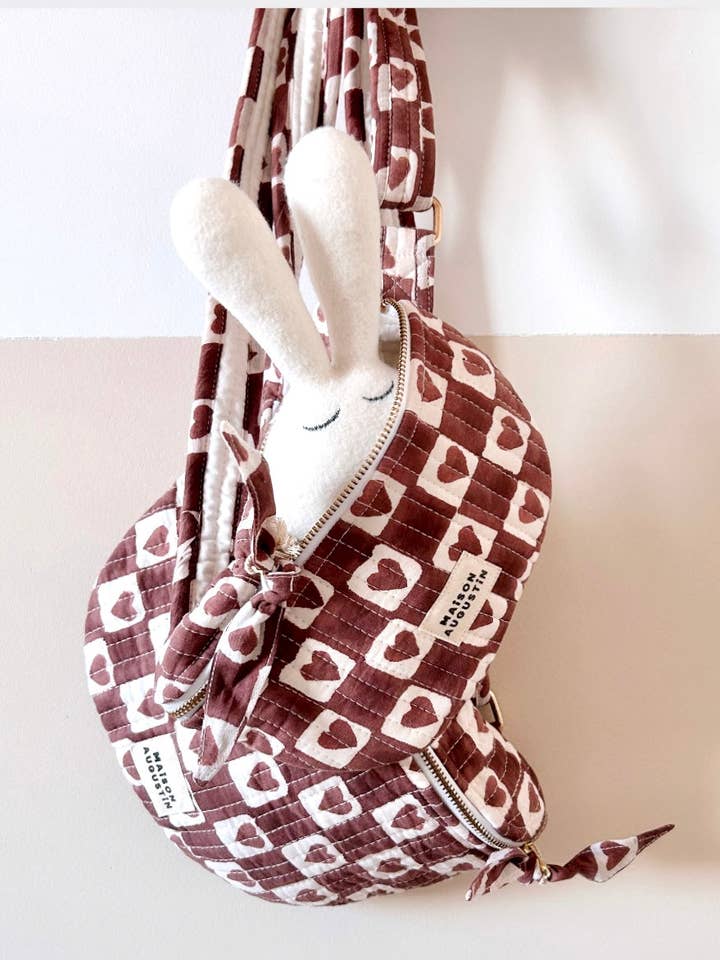 Sac Banane Coeur Prune Mum pour la vente par Maison Augustin