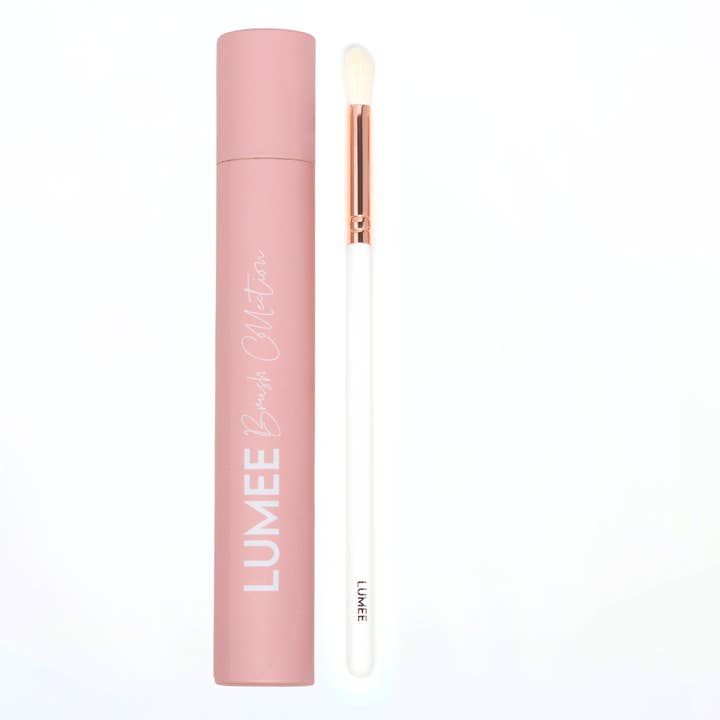 Lumee Pro - Eye Shadow Blending Brush for wholesale by Lumee Cosmetics