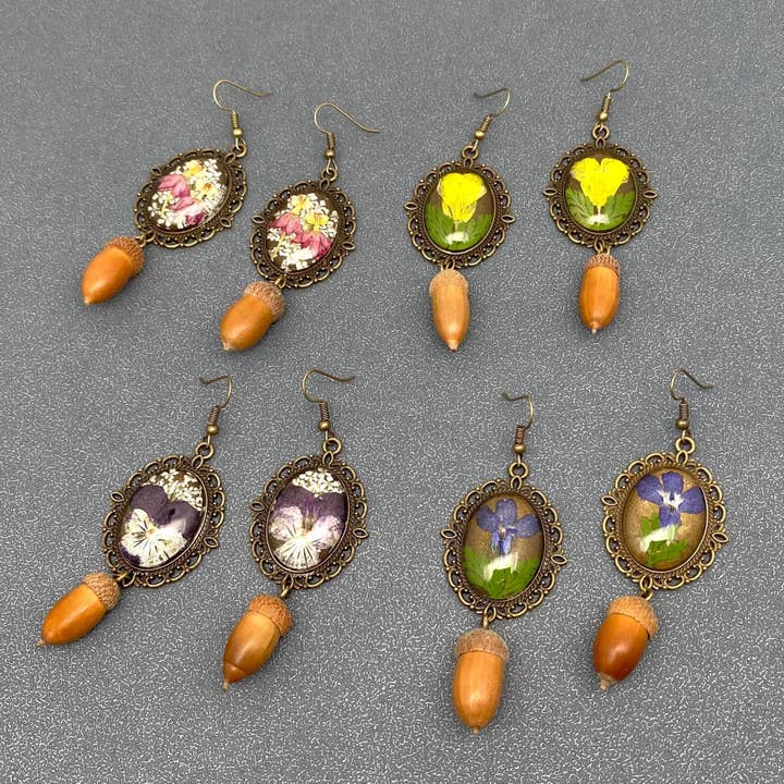 Mio Queena - Wholesale Dangle Earrings - Vintage Genuine Dried Acorn & Flowers Charm Earrings - PDF4
