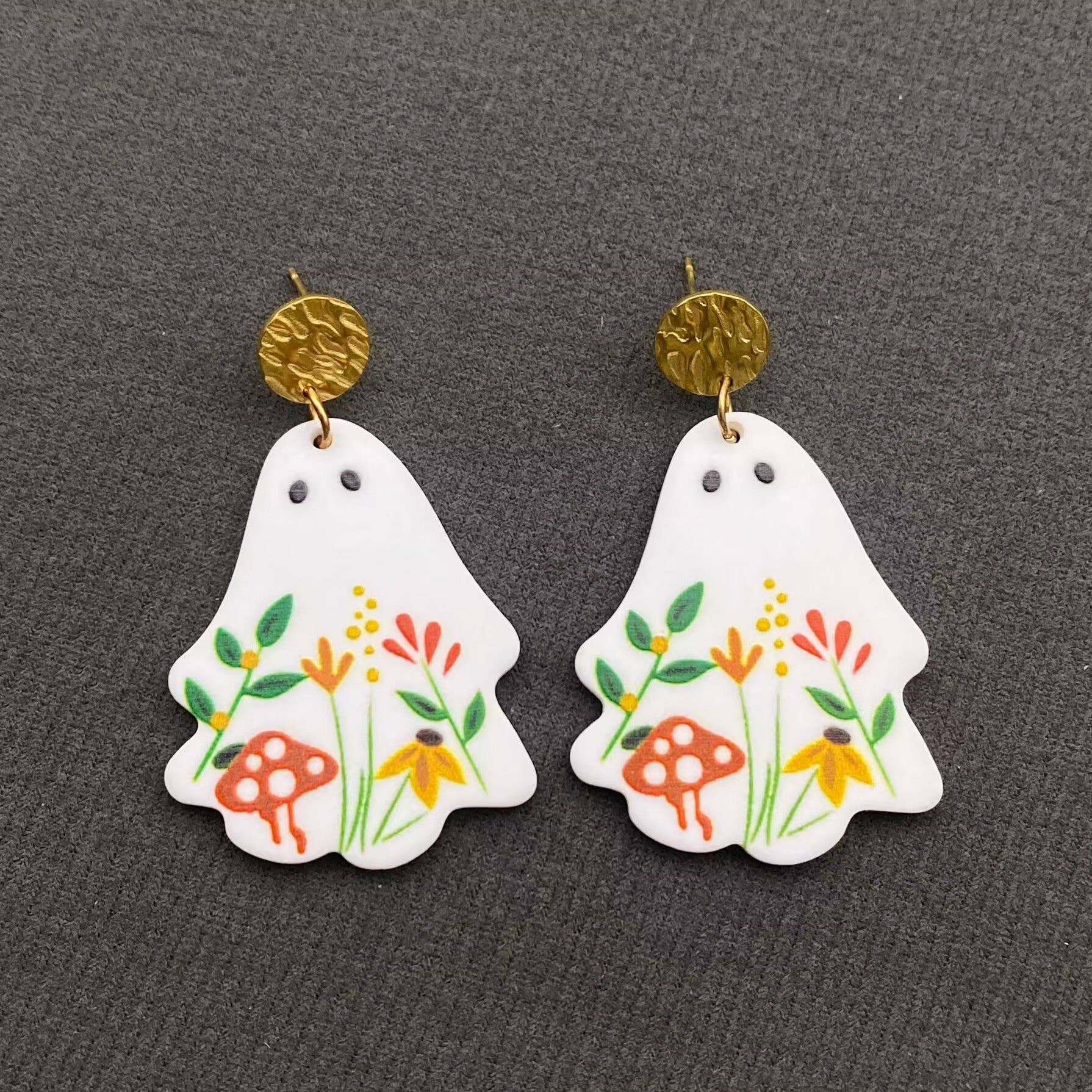 Mio Queena – wholesale Hängande örhängen – Halloween akrylblomma spöke 18K guld SS-stiftörhängen1