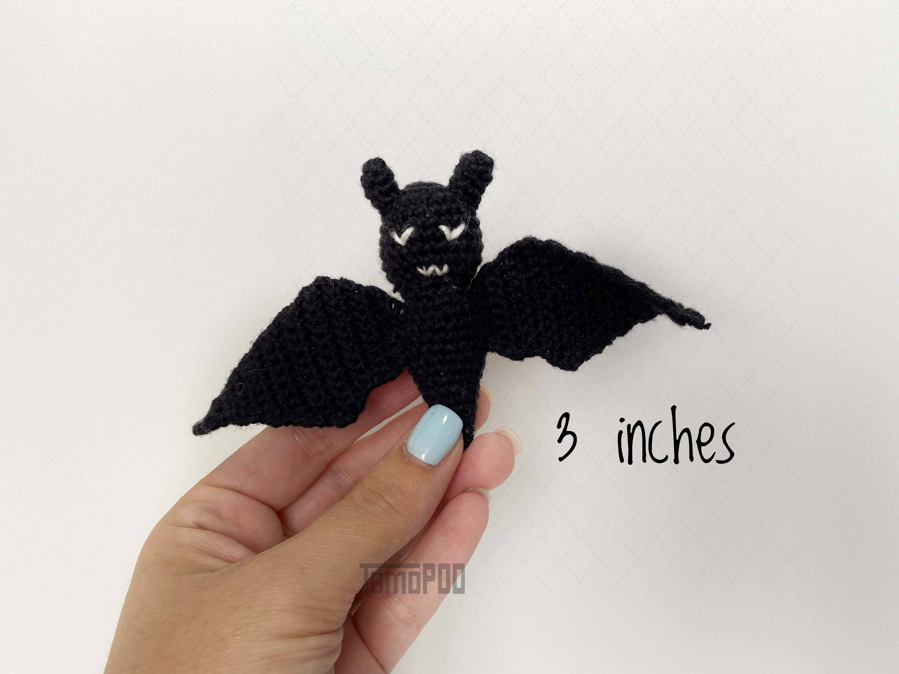 TOMOPOD LLC - Wholesale Car Decorative Charm - Unisex - Crochet Bat and Pumpkin Car Mirror Hanging, Halloween Decor2