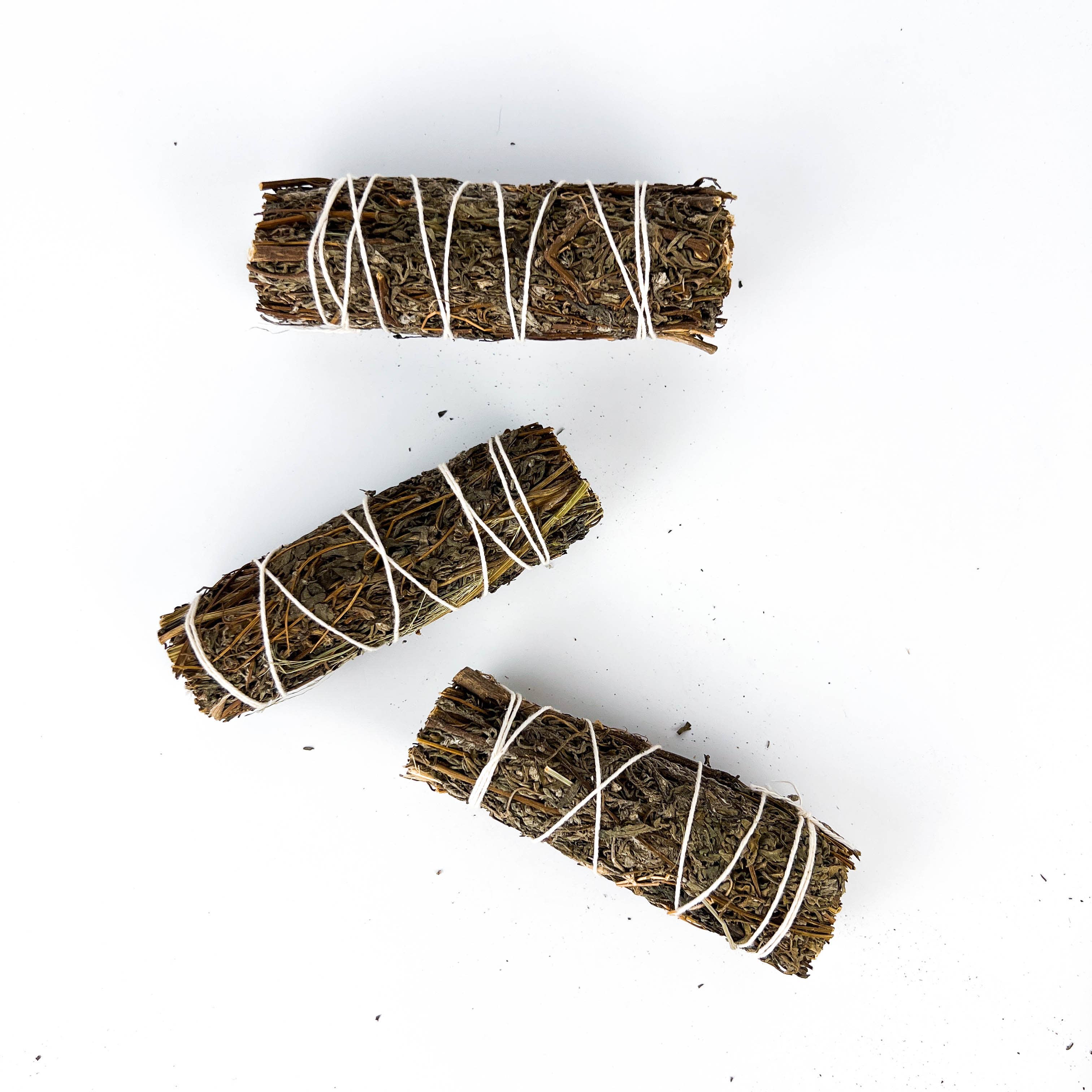 GREENROOTS USA LLC – Engroshandel Røgstift – 1 Mugwort (Sort Salvie) Røgelsespind 4" Salvia Mellifera4