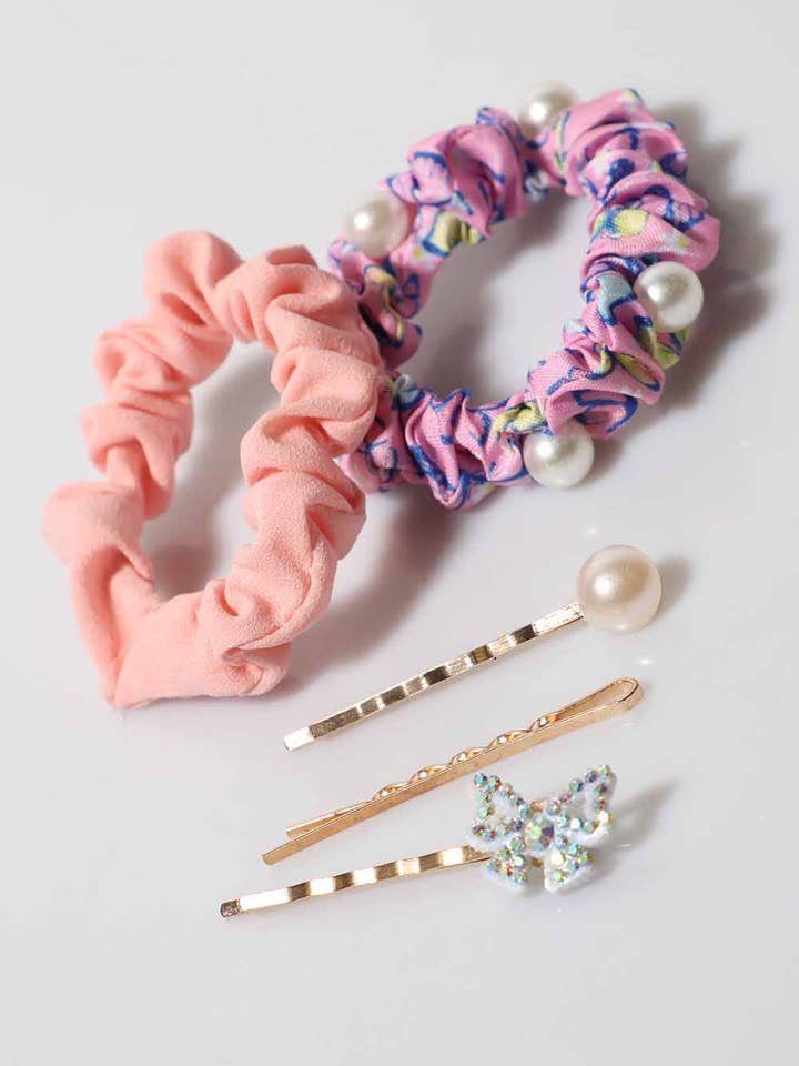 5pc Hair Clip & Scrunchie Set for wholesale by Amerikan Basics