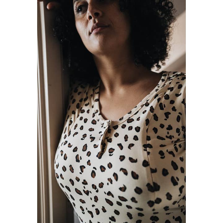 Graou nursing pillow in organic cotton for wholesale on Faire