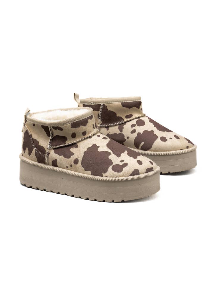 C'M PARIS – wholesale Booties – Women's – Low Platform Sole Lined Ankle Boot 64319