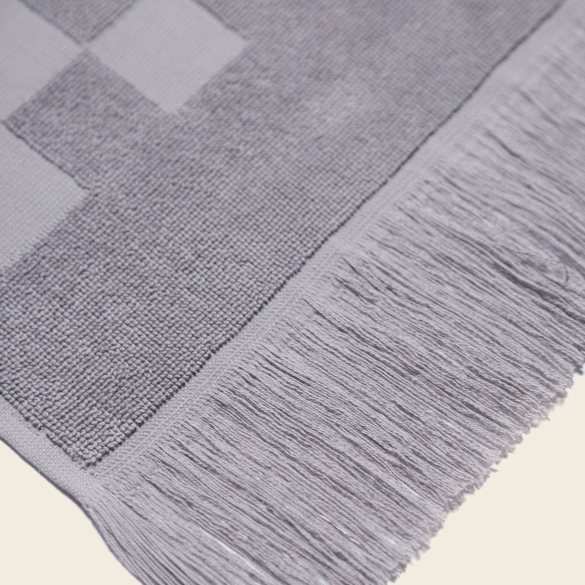 Happy Place Brand - Wholesale Bath Towel - Organic Checkered Bath Towel11