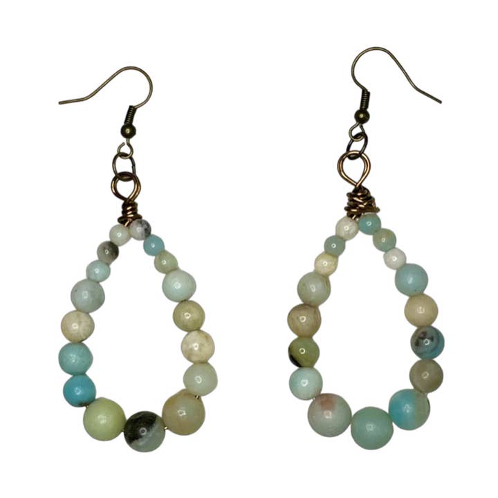 Grüne Perlen Tropfenohrringe für den Großhandel von Wonderfully Fashioned