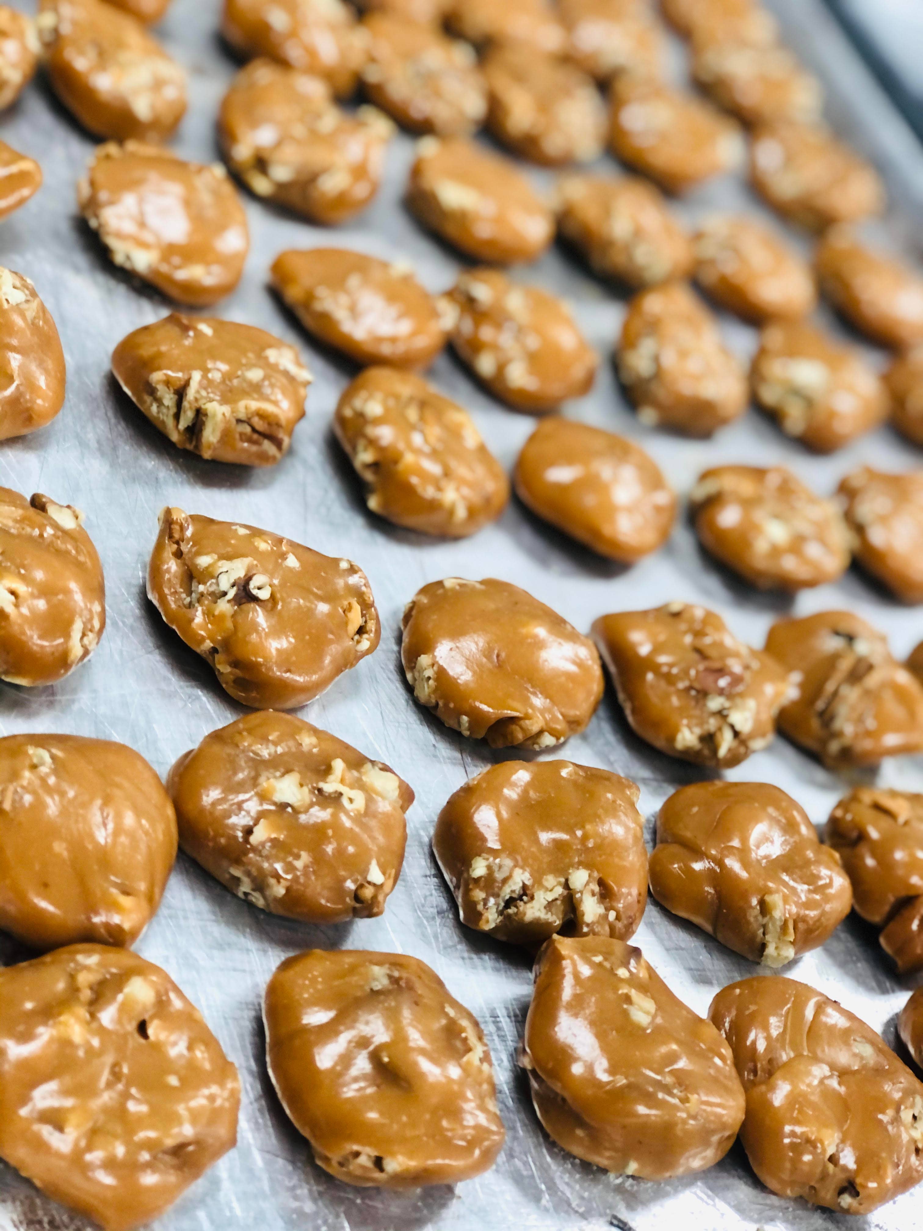 Carolina Candy Company - Wholesale Caramel - Gourmet Milk Chocolate Pecan Caramels4
