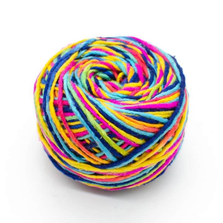 Darn Good Yarn - Wholesale Yarn - Silk Roving Worsted Weight Yarn9