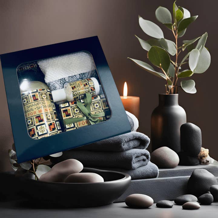 Modern Man Shower, Shave Grooming Box for wholesale by Essentialgifting