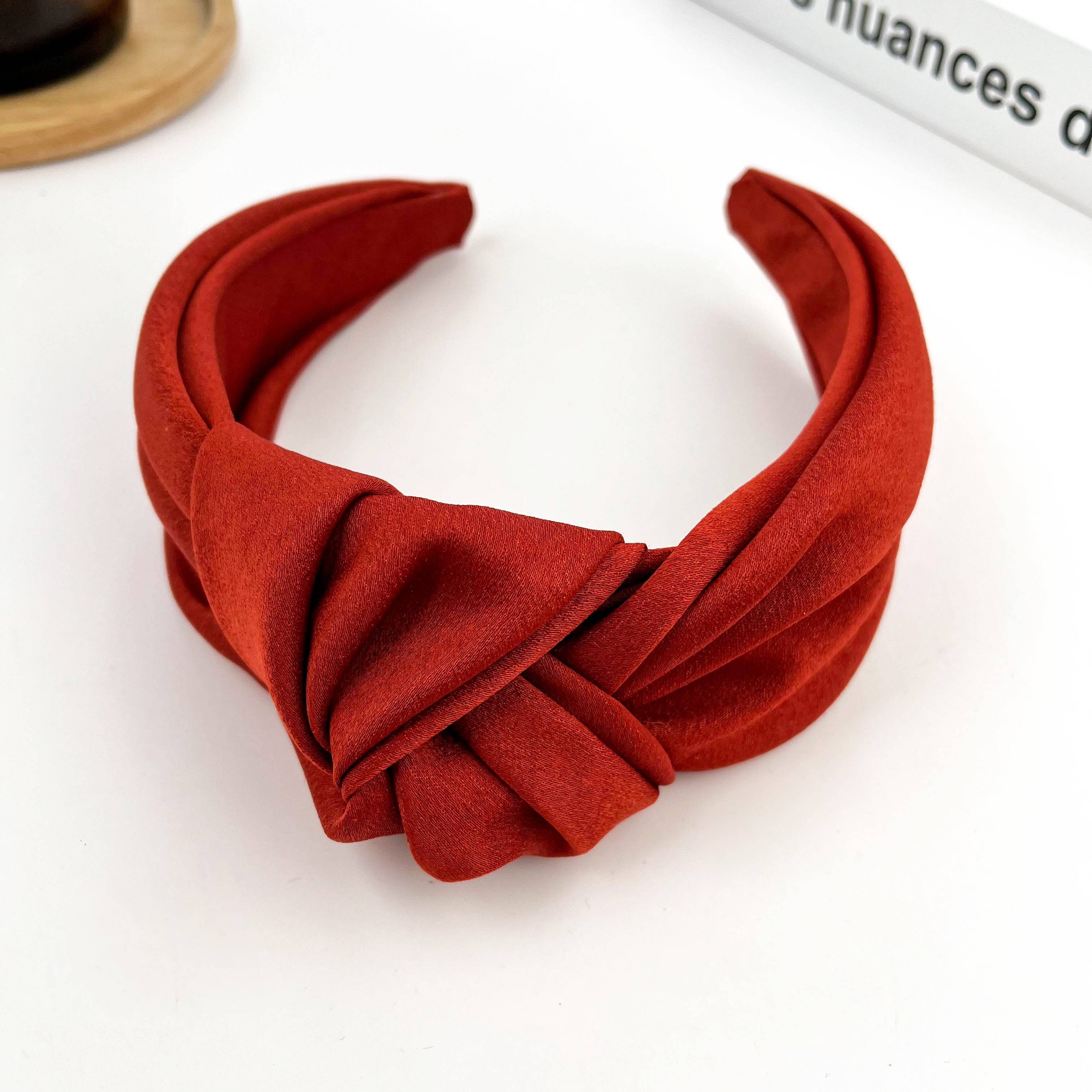 TheDivaSoap – Großhandel Fashion-Stirnband – Damen – Haarreif aus festem Satin mit Knoten, elegantes Haaraccessoire5