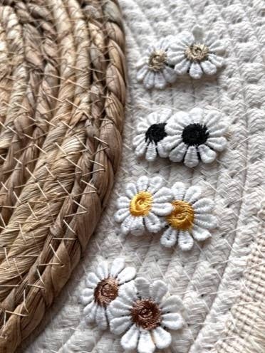 Presilhas antiderrapantes de margaridas por atacado de Aysha's haaraccessoire and more