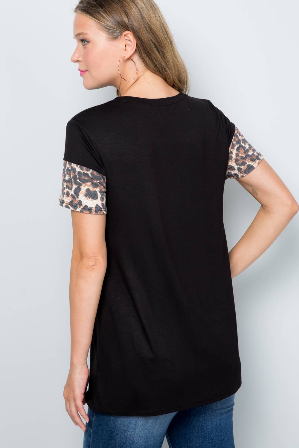 Black CLASSIC ANIMAL PRINT  CONTRAST T-SHIRT -CT43636A for wholesale on Faire3