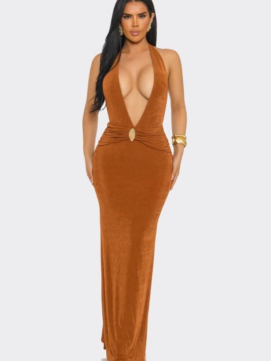 Halvöppen halterhals stretch-maxiklänning - BJ045 för wholesale av House of E ATL LLC