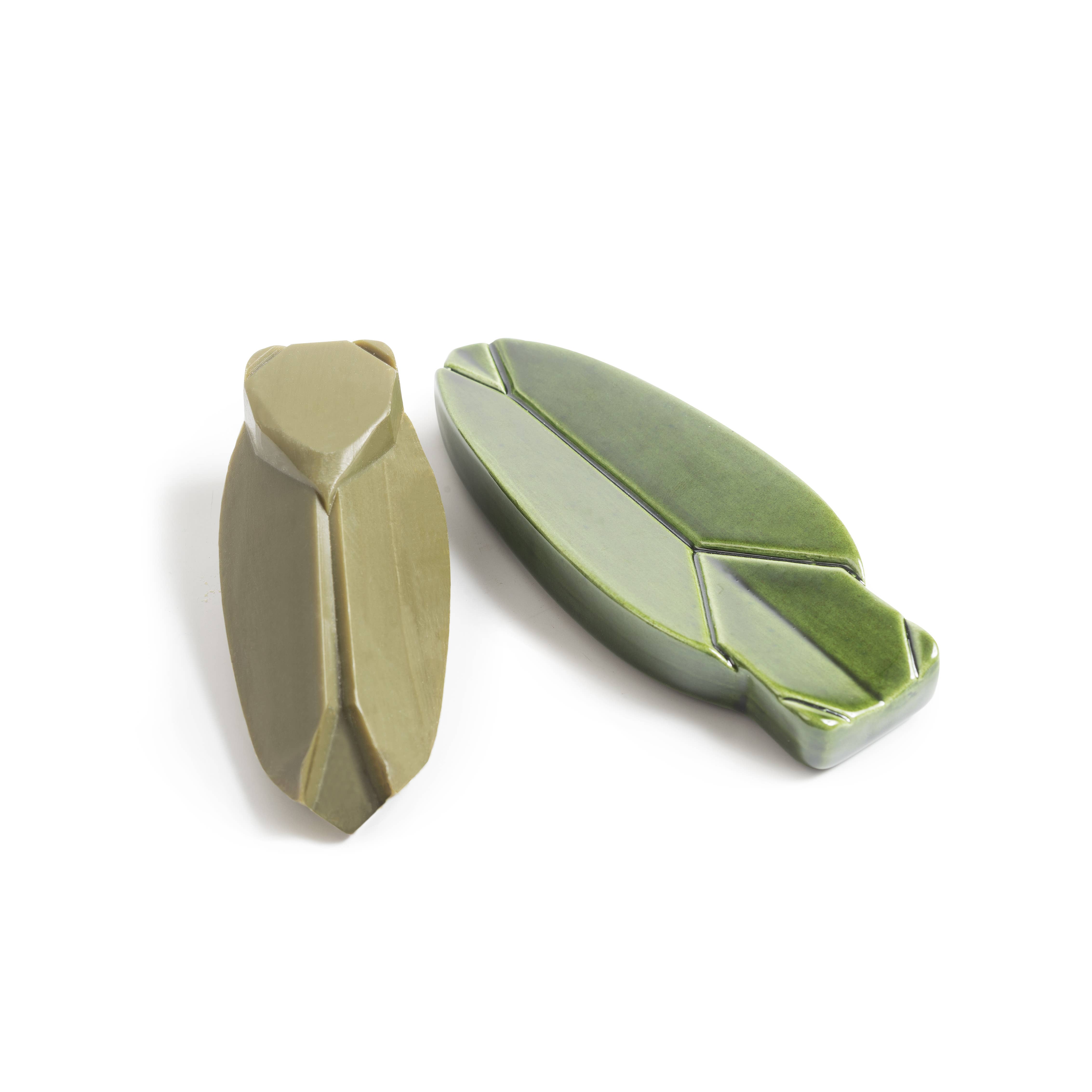 Fer à Cheval - Wholesale Bar Soap - Monochromic Set - Pure Olive Soap and Cigale Soap Dish2