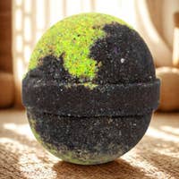 Szene der Grime-Badebombe für den Großhandel von Dulceria Soapery