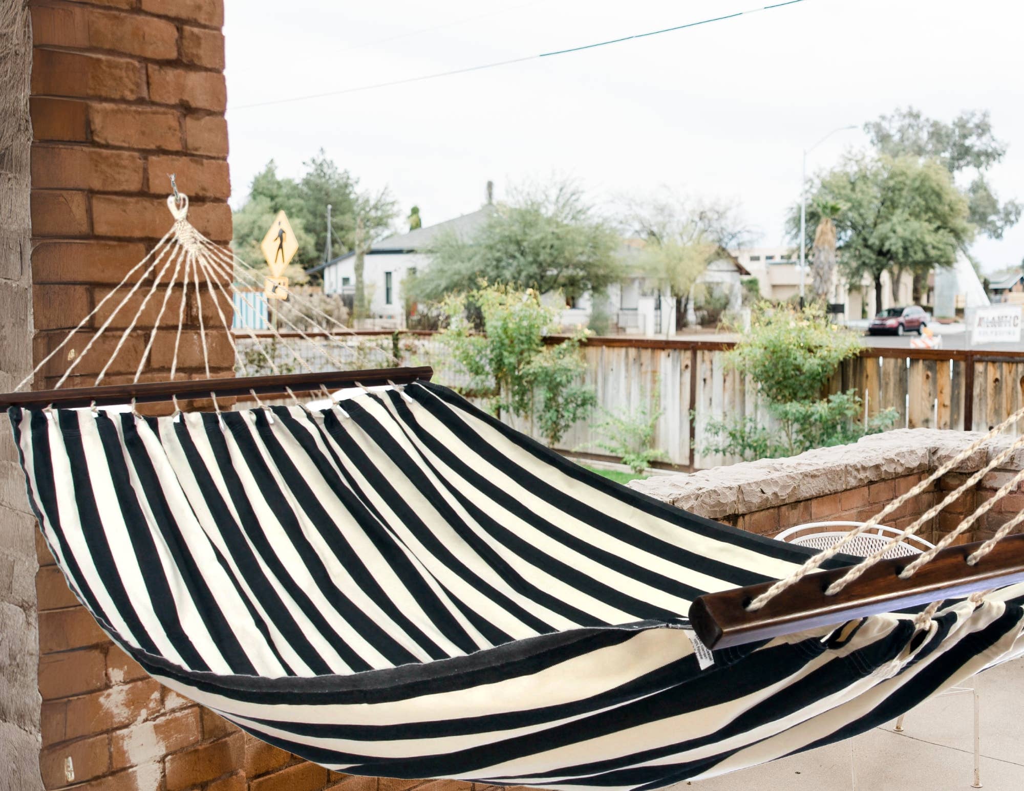 Magnolia Casual - Wholesale Hammock - Hammock indoor / outdoor - Black & White2