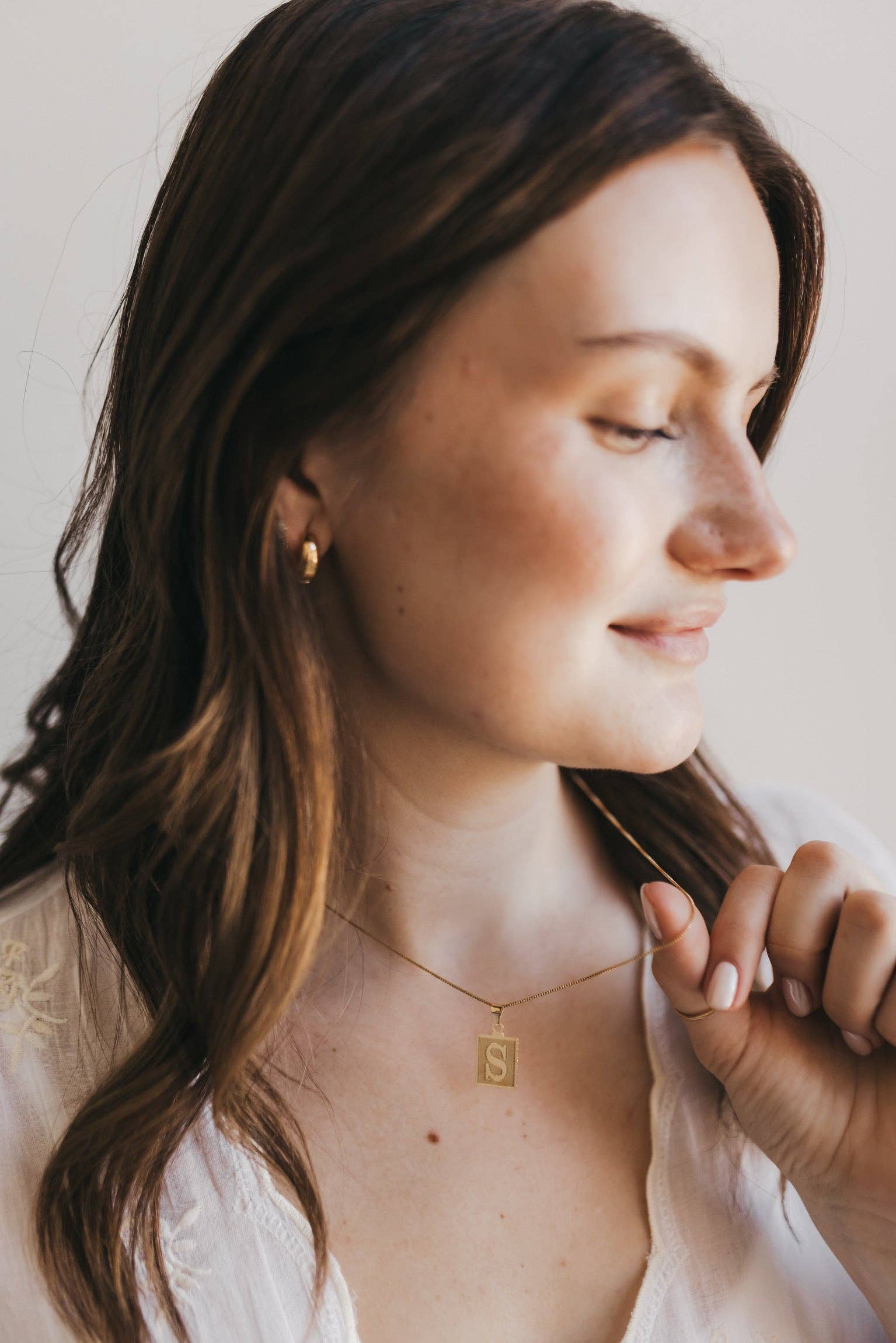 Sydney Rose Co. – Colar pingente/pendente por atacado – Colar com Inicial Original1