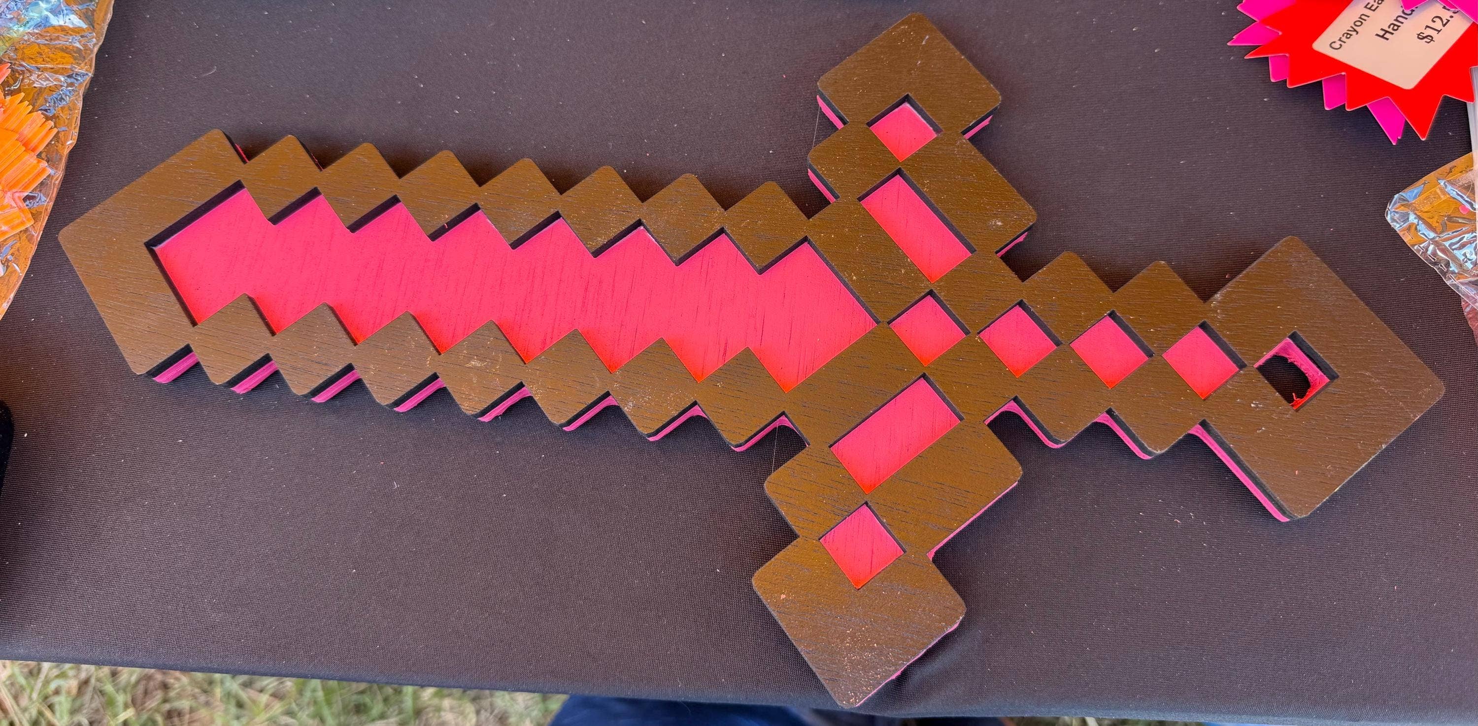 Crayon Eater Designs - Vente Jouet en bois – enfant - Épée, style Minecraft1